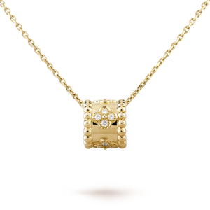 18K Perlée Clovers Pendant Necklace