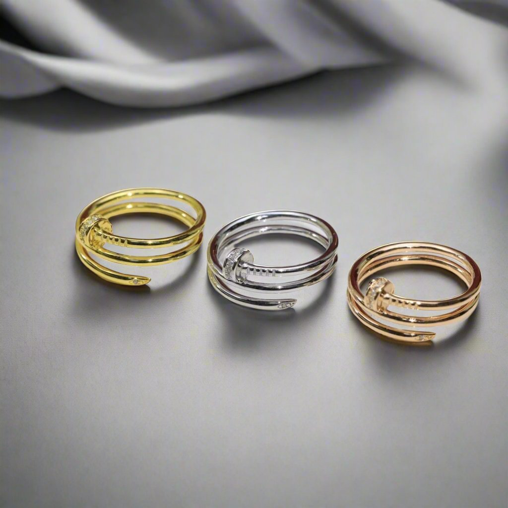 18K Juste Un Clou Diamond Ring