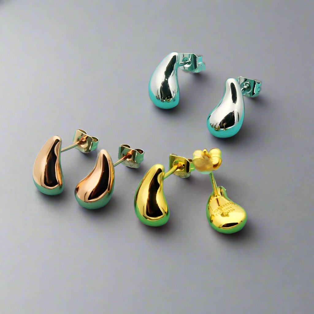 18K T Horn Earrings